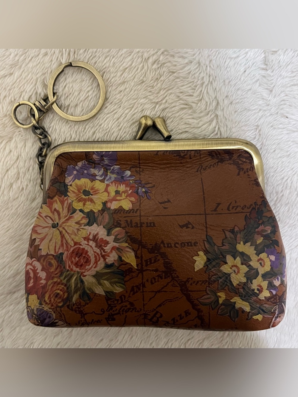 Patricia Nash Leather Floral Map Coin Purse Key Ring Top Kiss Lock